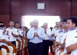 Tổng Bí thư Tô Lâm thăm Bộ Tư lệnh Vùng Cảnh sát biển 4 và Vùng 5 Hải quân