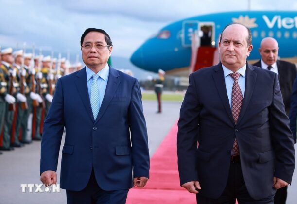 Lễ đ&oacute;n Thủ tướng Phạm Minh Ch&iacute;nh thăm ch&iacute;nh thức Algeria
