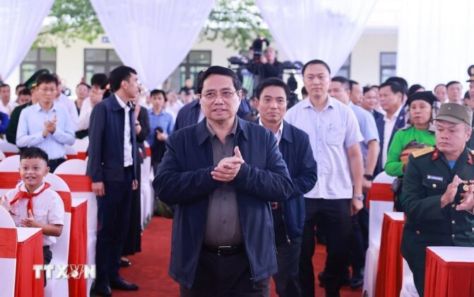 Thủ tướng Phạm Minh Ch&iacute;nh dự khởi c&ocirc;ng x&acirc;y dựng c&aacute;c trường nội tr&uacute; ở c&aacute;c x&atilde; bi&ecirc;n giới đất liền