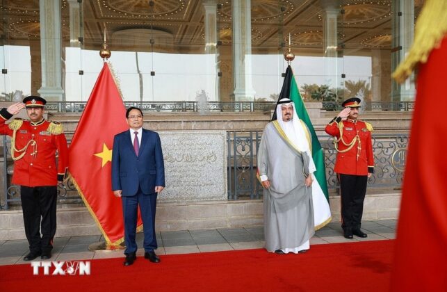 Lễ đ&oacute;n ch&iacute;nh thức Thủ tướng Phạm Minh Ch&iacute;nh thăm ch&iacute;nh thức Kuwait