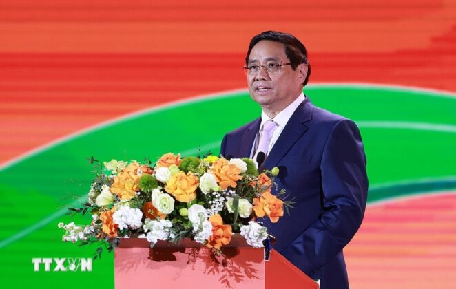 Thủ tướng Phạm Minh Ch&iacute;nh ph&aacute;t biểu bế mạc Hội chợ M&ugrave;a Thu lần thứ nhất - năm 2025.