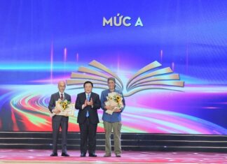 2 công trình lý luận, phê bình văn học, nghệ thuật được tặng thưởng mức A