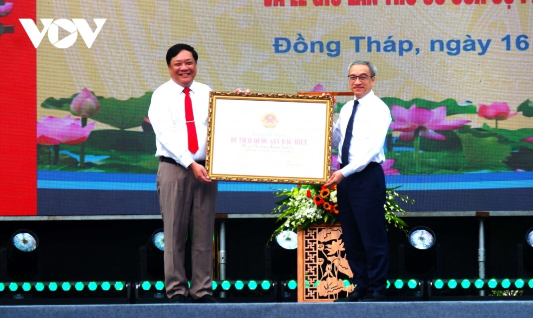 Đồng Tháp đón nhận Di tích quốc gia đặc biệt Mộ Cụ Phó bảng Nguyễn Sinh Sắc Đồng Tháp đón nhận Di tích quốc gia đặc biệt Mộ Cụ Phó bảng Nguyễn Sinh Sắc