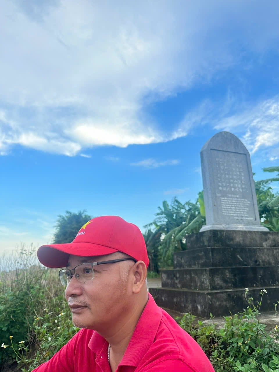 Nhà thơ Hoàng Liên Sơn - hình 3