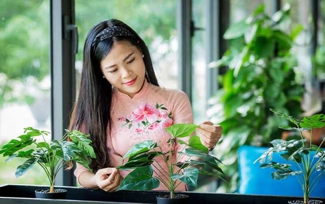 Nhà thơ Trần Ngọc Mỹ -h3