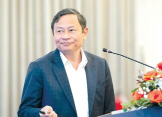 Phát triển kinh tế biển, kinh tế tuần hoàn gắn với bảo vệ môi trường Phát triển kinh tế biển, kinh tế tuần hoàn gắn với bảo vệ môi trường