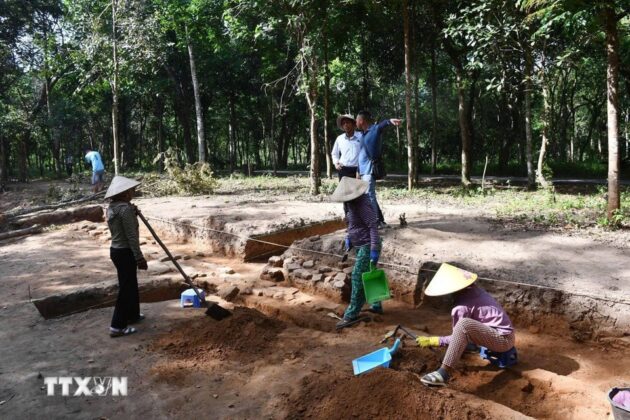 Kết quả nghi&ecirc;n cứu năm nay đ&atilde; x&aacute;c định con đường d&agrave;i khoảng 170m, k&eacute;o d&agrave;i từ ch&acirc;n ph&iacute;a đ&ocirc;ng th&aacute;p K đến bờ ph&iacute;a t&acirc;y của con suối cạn trong khu di t&iacute;ch Mỹ Sơn.
