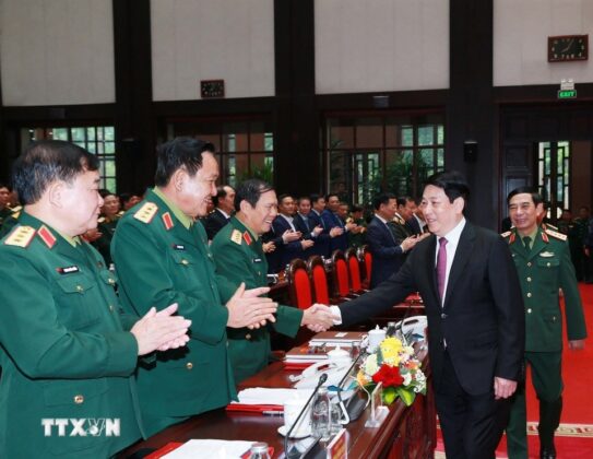 Chủ tịch nước Lương Cường với c&aacute;c đại biểu dự hội nghị. (Ảnh: Trọng Đức/TTXVN)