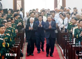 Tổng Bí thư dự kỷ niệm 80 năm Ngày truyền thống lực lượng vũ trang Quân khu 9