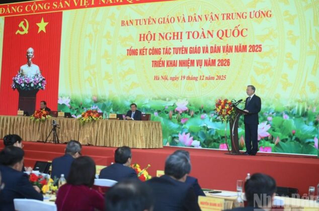 Tổng B&iacute; thư T&ocirc; L&acirc;m ph&aacute;t biểu chỉ đạo Hội nghị.