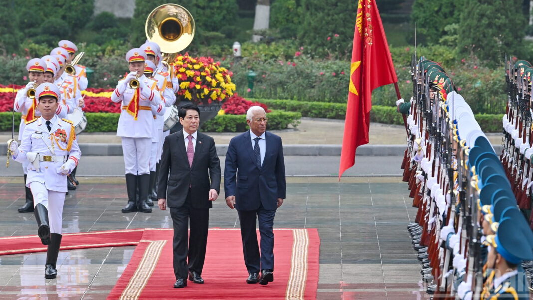 Chủ tịch nước Lương Cường chủ trì lễ đón Chủ tịch Hội đồng châu Âu Antonio Costa Chủ tịch nước Lương Cường chủ trì lễ đón Chủ tịch Hội đồng châu Âu Antonio Costa