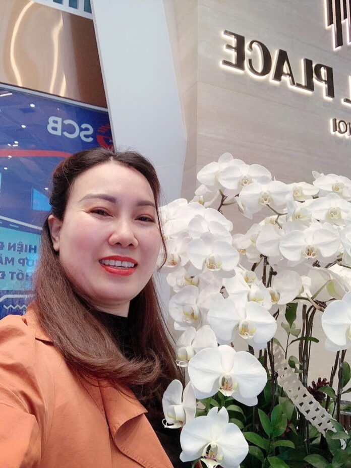 Buổi làm việc khoa học sau khi xuất bản cuốn sách “Họ Trịnh trong tiến trình lịch sử Việt Nam”