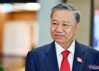 Ban Chấp hành TW Đảng khóa XIV thống nhất tuyệt đối bầu đồng chí Tô Lâm tiếp tục giữ chức Tổng Bí thư Ban Chấp hành TW Đảng khóa XIV thống nhất tuyệt đối bầu đồng chí Tô Lâm tiếp tục giữ chức Tổng Bí thư