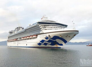 Tàu biển Diamond Princess đưa hơn 2.600 du khách quốc tế đến Cam Ranh