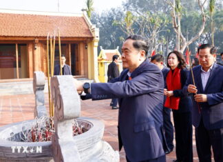 Chủ tịch Quốc hội Trần Thanh Mẫn dâng hương, tưởng nhớ Trưởng Ban Thường trực Quốc hội