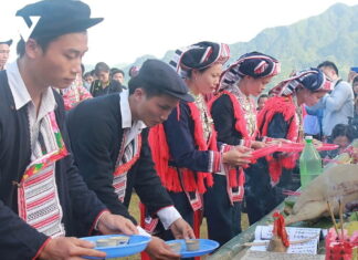 Lễ cúng Bàn Vương - Sợi dây gắn kết cộng đồng Dao đỏ