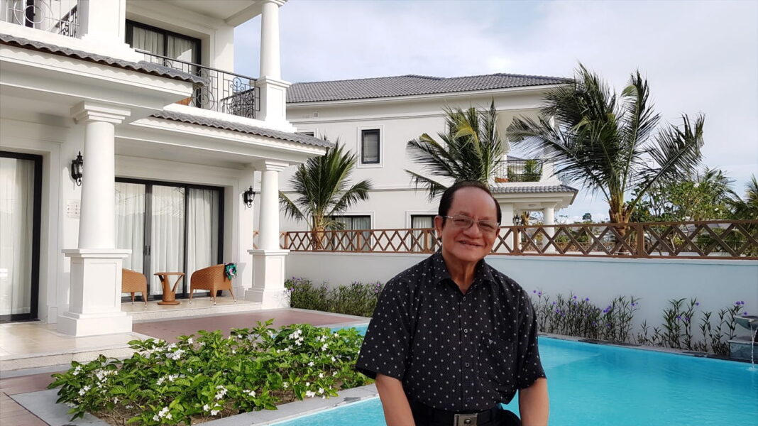 Chùm thơ song ngữ Việt-Anh của Tần Hoài Dạ Vũ