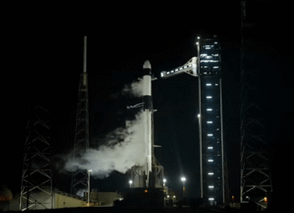Tên lửa đẩy SpaceX đưa 4 phi hành gia Mỹ, Pháp, Nga lên Trạm vũ trụ ISS