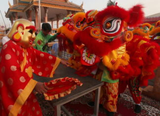 Rộn ràng đón Xuân Bính Ngọ 2026 khắp châu Á