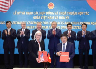 Tổng Bí thư Tô Lâm chứng kiến lễ ký và trao các thỏa thuận hợp tác giữa Việt Nam và Hoa Kỳ