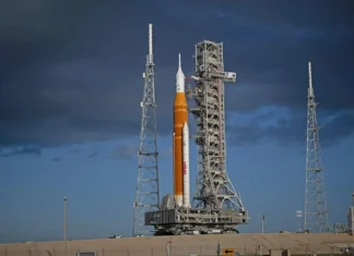 NASA chuẩn bị cho sứ mệnh lịch sử Artemis II vươn tới Mặt trăng NASA chuẩn bị cho sứ mệnh lịch sử Artemis II vươn tới Mặt trăng