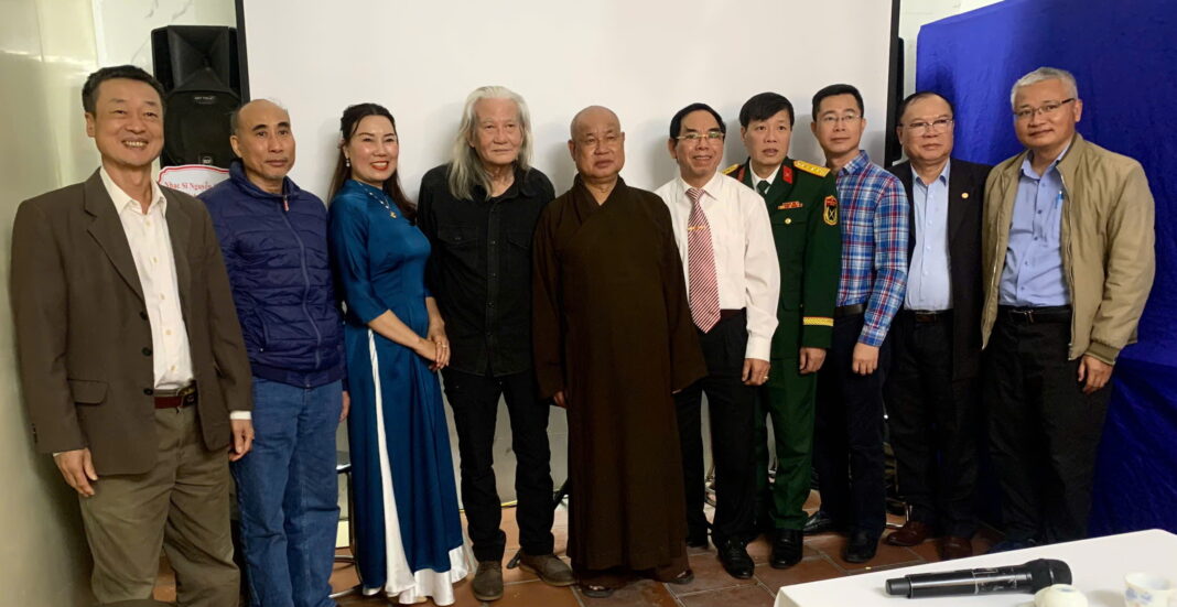 Tọa đàm học thuật "Tết và Nguồn gốc người Việt, dân tộc Kinh theo Kinh Dịch": Mở rộng góc nhìn về cội nguồn văn hóa dân tộc - Tác giả: Nhà nghiên cứu Tuệ Nhã Tọa đàm học thuật "Tết và Nguồn gốc người Việt, dân tộc Kinh theo Kinh Dịch": Mở rộng góc nhìn về cội nguồn văn hóa dân tộc - Tác giả: Nhà nghiên cứu Tuệ Nhã