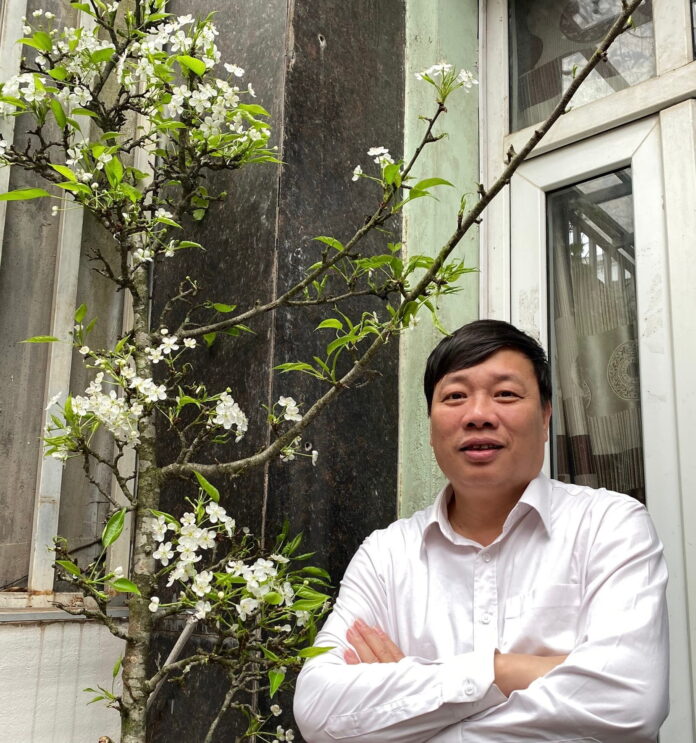 Chùm thơ ngày 8-3 của Phùng Văn Khai