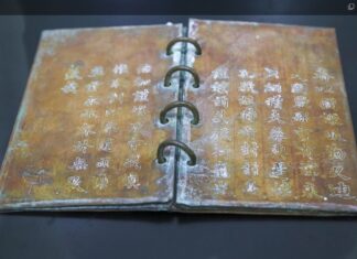 34 bản cổ thư quý hiếm của triều Nguyễn