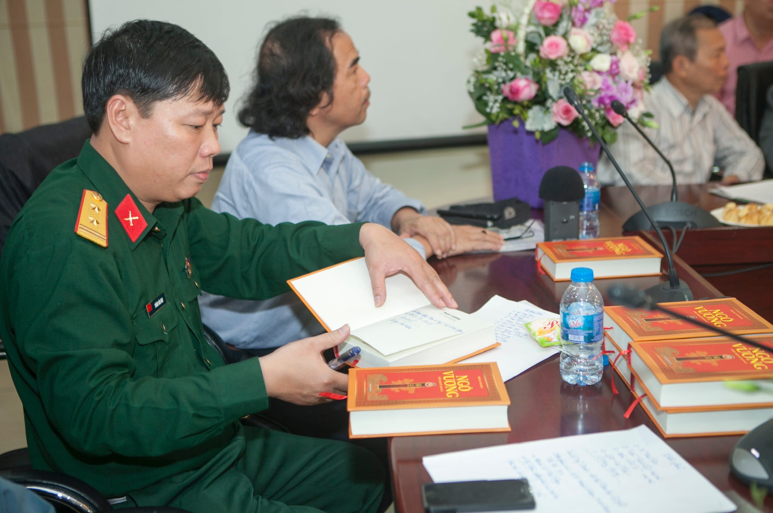 Thơ viết cho mình là bài học cho mọi người 4