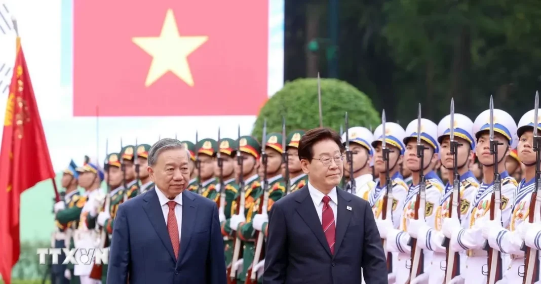 Tổng Bí thư, Chủ tịch nước Tô Lâm chủ trì Lễ đón chính thức Tổng thống Hàn Quốc Tổng Bí thư, Chủ tịch nước Tô Lâm chủ trì Lễ đón chính thức Tổng thống Hàn Quốc