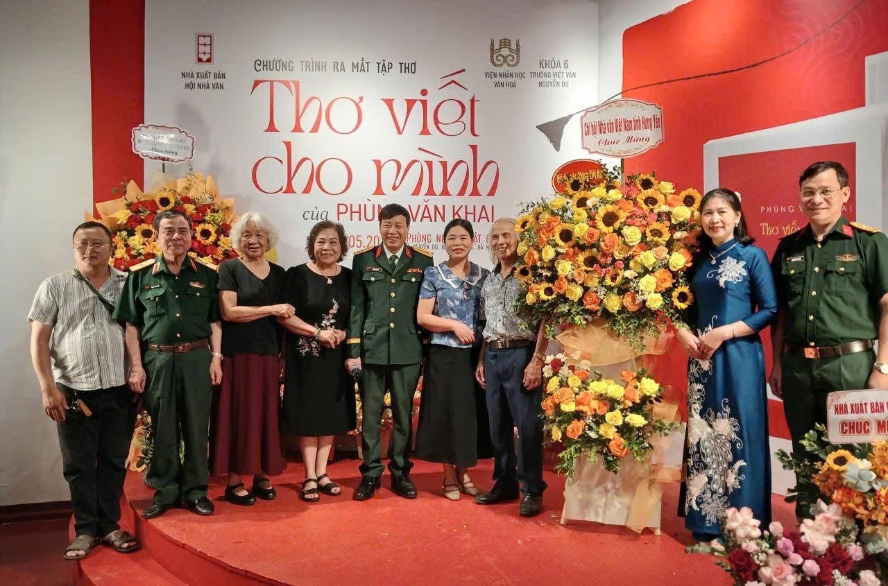Gặp một Phùng Văn Khai 6