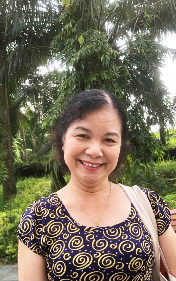 Thơ về người vợ của Phùng Văn Khai: Bản tự kiểm điểm về cuộc đời làm chồng - Tác giả: Nhà thơ Nguyễn Thị Mai Thơ về người vợ của Phùng Văn Khai: Bản tự kiểm điểm về cuộc đời làm chồng - Tác giả: Nhà thơ Nguyễn Thị Mai