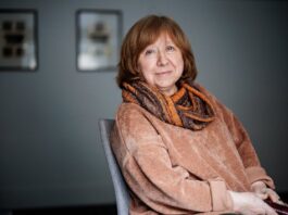 Svetlana Alexievich: Người khai sinh văn học bằng chứng - Tác giả: Nhà thơ, dịch giả Bùi Xuân