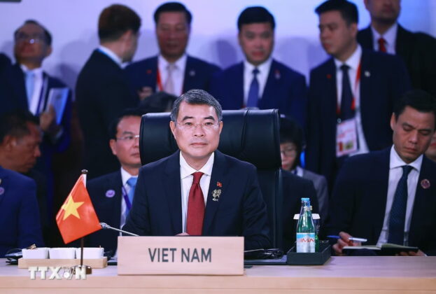 Thủ tướng L&ecirc; Minh Hưng dự Phi&ecirc;n To&agrave;n thể Hội nghị Cấp cao ASEAN lần thứ 48