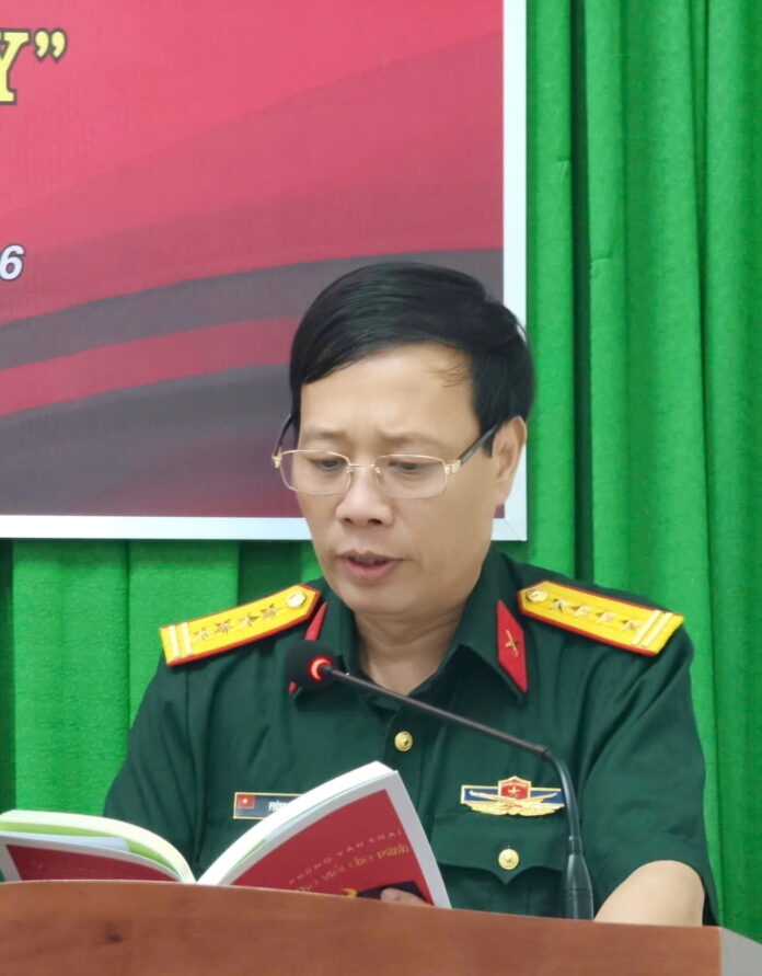 Đại tướng Võ Nguyên Giáp: Những câu chuyện còn đây - Tác giả: Đại tá, nhà văn Phùng Văn Khai* Đại tướng Võ Nguyên Giáp: Những câu chuyện còn đây - Tác giả: Đại tá, nhà văn Phùng Văn Khai*