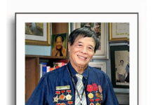 Nụ cười Vũ Huyến: “Cuộc đời yêu như vợ của ta ơi !” – Tác giả: Đại tá, nhà văn Phùng Văn Khai Nụ cười Vũ Huyến: “Cuộc đời yêu như vợ của ta ơi !” - Tác giả: Đại tá, nhà văn Phùng Văn Khai