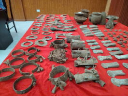 Phát hiện hơn 125 hiện vật của cư dân cách đây hàng nghìn năm ở Nghệ An Phát hiện hơn 125 hiện vật của cư dân cách đây hàng nghìn năm ở Nghệ An