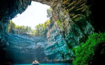 Việc UNESCO công nhận Khu Dự trữ sinh quyển thế giới Phong Nha – Kẻ Bàng mang lại nhiều ý nghĩa quan trọng Việc UNESCO công nhận Khu Dự trữ sinh quyển thế giới Phong Nha - Kẻ Bàng mang lại nhiều ý nghĩa quan trọng