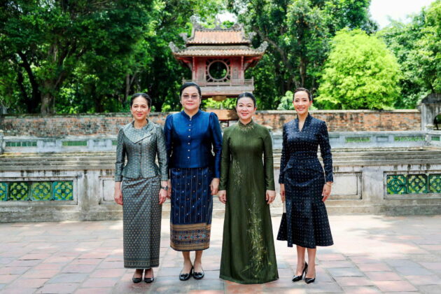 S&aacute;ng 8/6, trong khu&ocirc;n khổ chuyến thăm ch&iacute;nh thức Việt Nam v&agrave; dự Diễn đ&agrave;n Tương lai ASEAN 2026 của Đo&agrave;n đại biểu cấp cao nước Cộng h&ograve;a D&acirc;n chủ Nh&acirc;n d&acirc;n L&agrave;o, Vương quốc Campuchia, Vương quốc Th&aacute;i Lan, b&agrave; Đ&agrave;o Thị B&iacute;ch Thủy, Phu nh&acirc;n Thủ tướng L&ecirc; Minh Hưng c&ugrave;ng b&agrave; Vandara Siphandone, Phu nh&acirc;n Thủ tướng L&agrave;o; b&agrave; Pich Chamony, Phu nh&acirc;n Thủ tướng Campuchia, b&agrave; Thananon Niramit, Phu nh&acirc;n Thủ tướng Th&aacute;i Lan đến thăm v&agrave; c&oacute; c&aacute;c hoạt động tại Văn Miếu - Quốc Tử Gi&aacute;m.