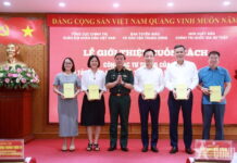 Ra mắt sách của Đại tướng Nguyễn Trọng Nghĩa Ra mắt sách của Đại tướng Nguyễn Trọng Nghĩa