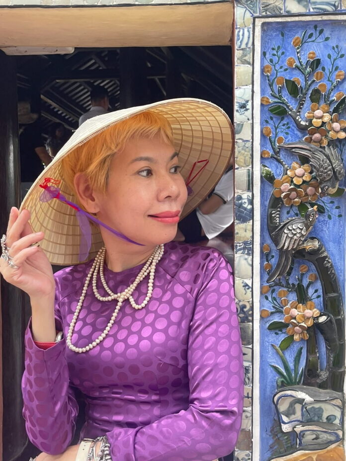 Phùng Văn Khai và “Thơ viết cho mình”: Khi lịch sử đi qua một tâm hồn riêng - Tác giả: Tiến sĩ Hà Thanh Vân Phùng Văn Khai và “Thơ viết cho mình”: Khi lịch sử đi qua một tâm hồn riêng - Tác giả: Tiến sĩ Hà Thanh Vân