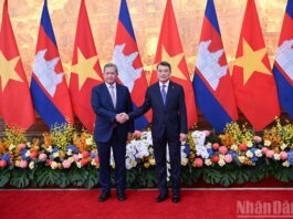 Thủ tướng Lê Minh Hưng chủ trì Lễ đón Thủ tướng Vương quốc Campuchia Hun Manet thăm chính thức Việt Nam và tham dự Diễn đàn Tương lai ASEAN lần thứ ba. Thủ tướng Lê Minh Hưng chủ trì Lễ đón Thủ tướng Vương quốc Campuchia Hun Manet thăm chính thức Việt Nam và tham dự Diễn đàn Tương lai ASEAN lần thứ ba.